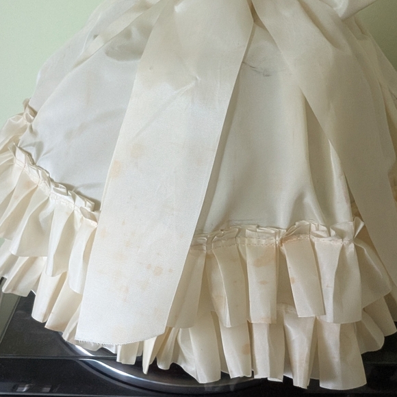 Vintage Lady Porcelain Doll Lamp - Picture 6 of 11